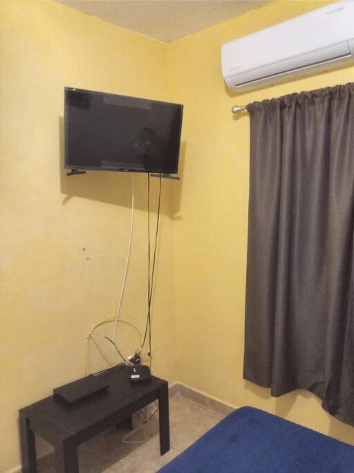 Casa Completa En Privada Y Con Cochera Монклова Экстерьер фото
