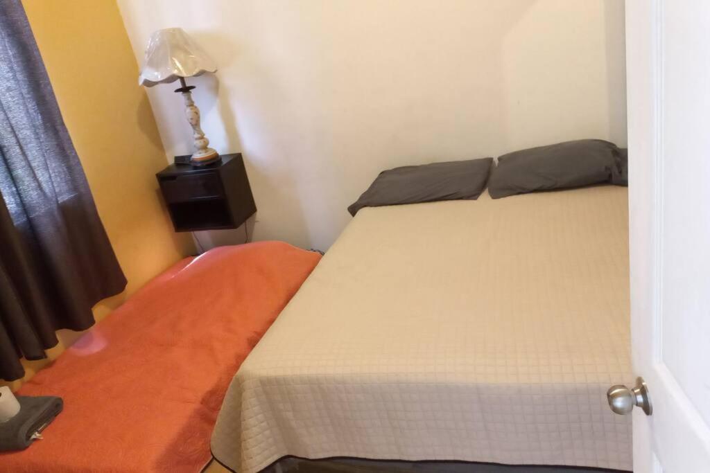 Casa Completa En Privada Y Con Cochera Монклова Экстерьер фото